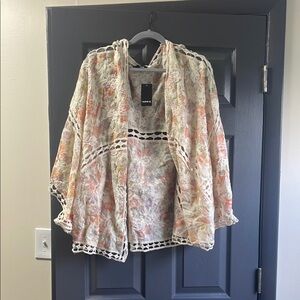 NWT Torrid Floral Kimono Cardigan